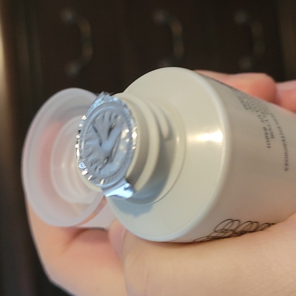 NuSkin Dermatic Effects - Picture 3 of 3